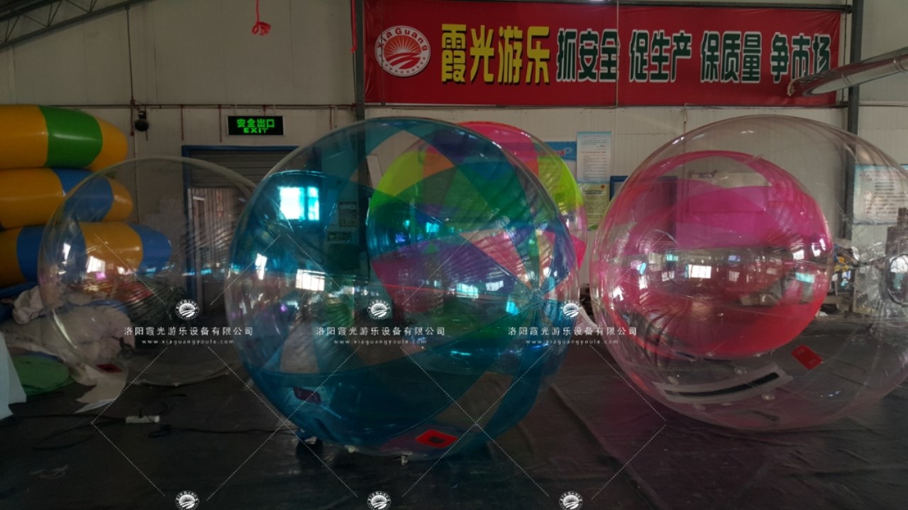 九龙坡透明水上步行球